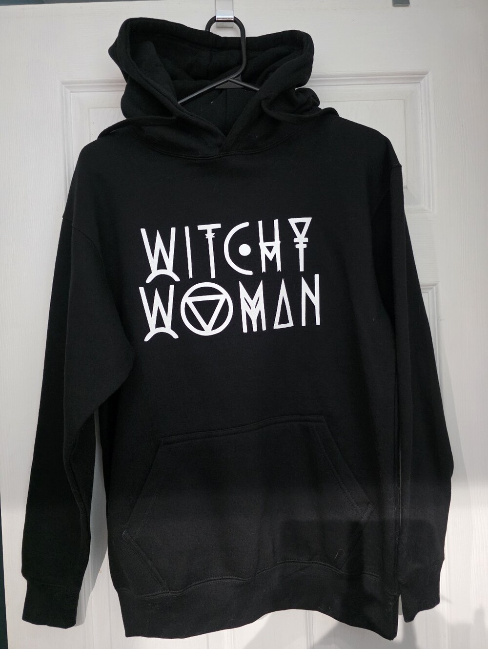 ​Authentic Salem, MA | "Witchy Woman" Hoodie - NWT - Small